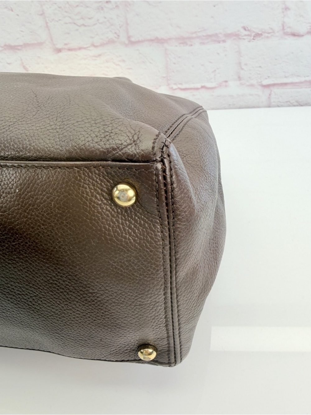 Authentic CHANEL Brown Leather Medium Cerf Tote with Gold CC Logo - Picture 9 of 16